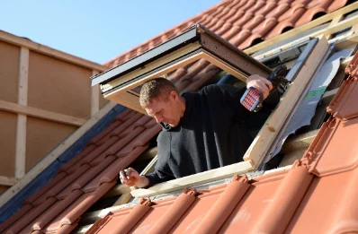 Pose de fenêtres de toit Velux à Ceilloux